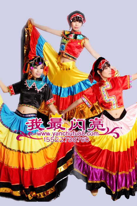  彝族舞蹈服装